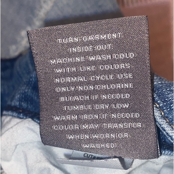 Torrid  Perfect Vintage Stretch Mid-Rise Cuffed Denim 
Shorts, 5” inseam, sz 14 - Picture 10 of 13